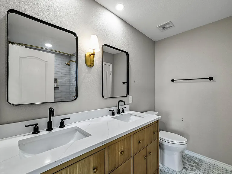 214 Briarwood Dr — Photo 18