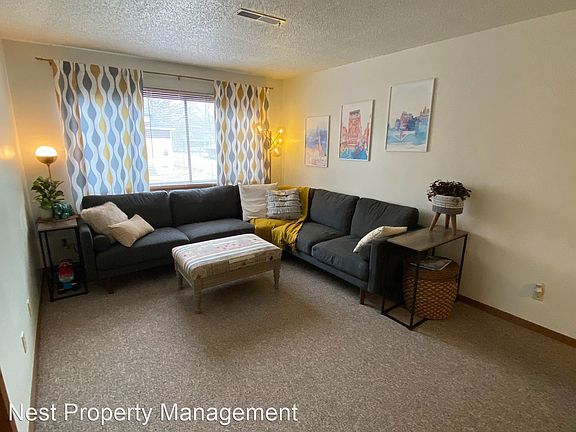 2nd image of 365 Ellis Ave APT 1