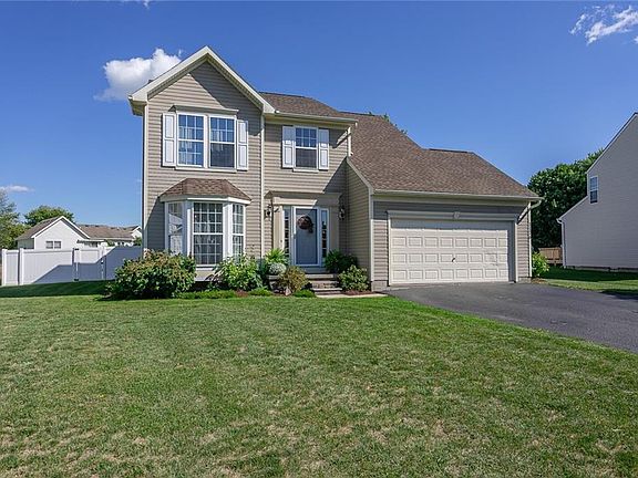 3rd image of 1176 Belmont Dr
