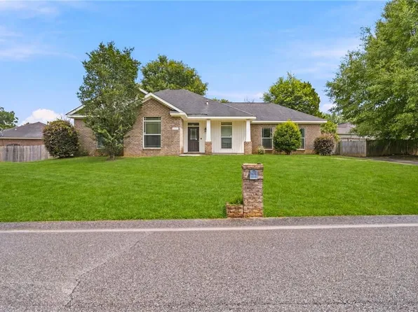 8233 Woodland Hills Dr N, Semmes, AL 36575