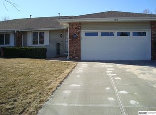 1312 Edgewood Blvd, Papillion, NE 68046