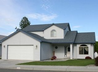 429 S Arthur Pl, Kennewick, WA 99336