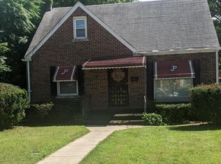 941 E 43rd Pl, Gary, IN 46409