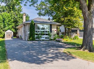 589 Stephens Cres, Oakville, ON L6K 1Y2