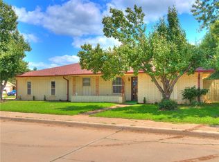 102 Cottonwood Dr, Yukon, OK 73099