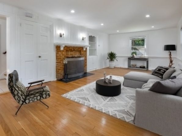 206 Dodd St, East Orange City, NJ 07017
