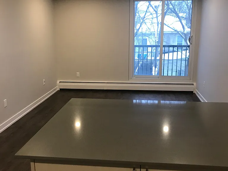 200 Pretoria Ave — Photo 10