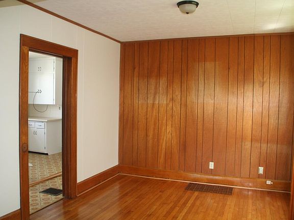4th image of 1630 Euclid Ave