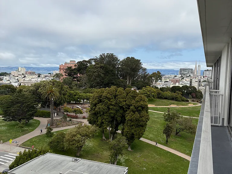 2200 Sacramento St #1103 — Photo 8