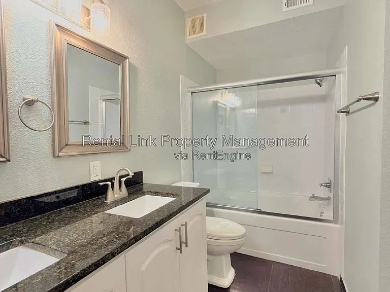 11530 Villa Grand #1115 — Photo 31