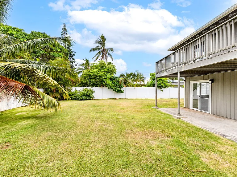 630 Wanaao Rd — Photo 47