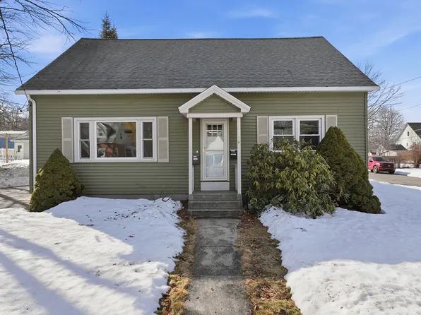 542 Oak Hill Rd, Fitchburg, MA 01420
