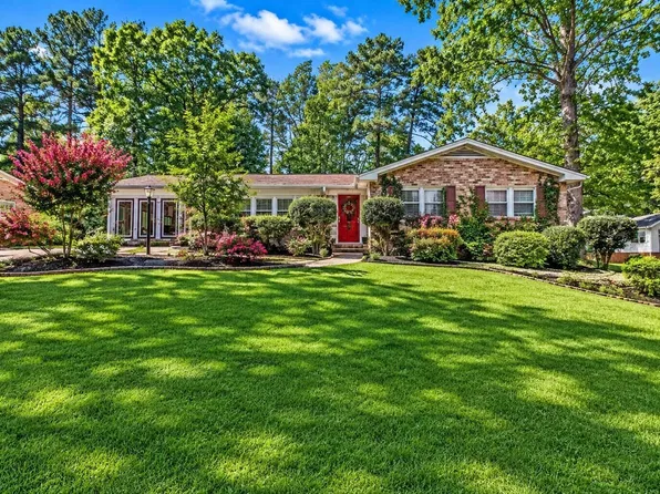 820 Primrose Ln, Sanford, NC 27330