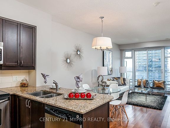 4th image of 2191 Yonge St #4310