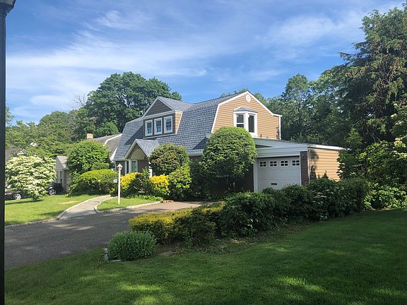 5th image of 215 Parkside Dr
