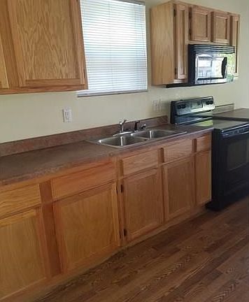 5th image of 2076 N Dorgenois St