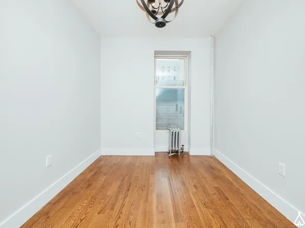 135 Decatur Street image 4 of 10