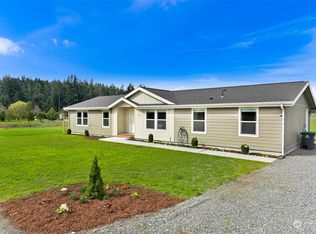 156 W Green Valley Rd, Oak Harbor, WA 98277
