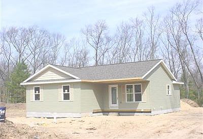 1st image of 752 W Forest Park St