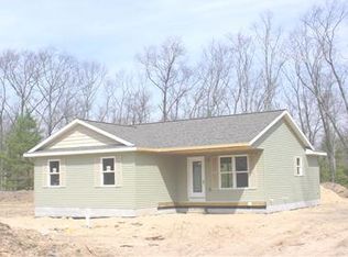 752 W Forest Park St, Twin Lake, MI 49457