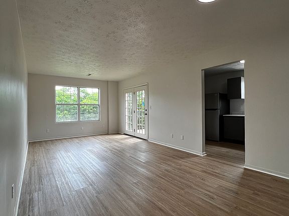 2nd image of 220 Mar Kim Dr #6