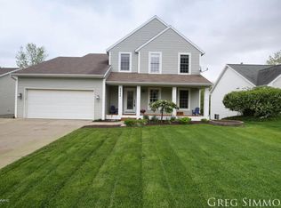 2244 Burton Pointe Blvd SE, Grand Rapids, MI 49546