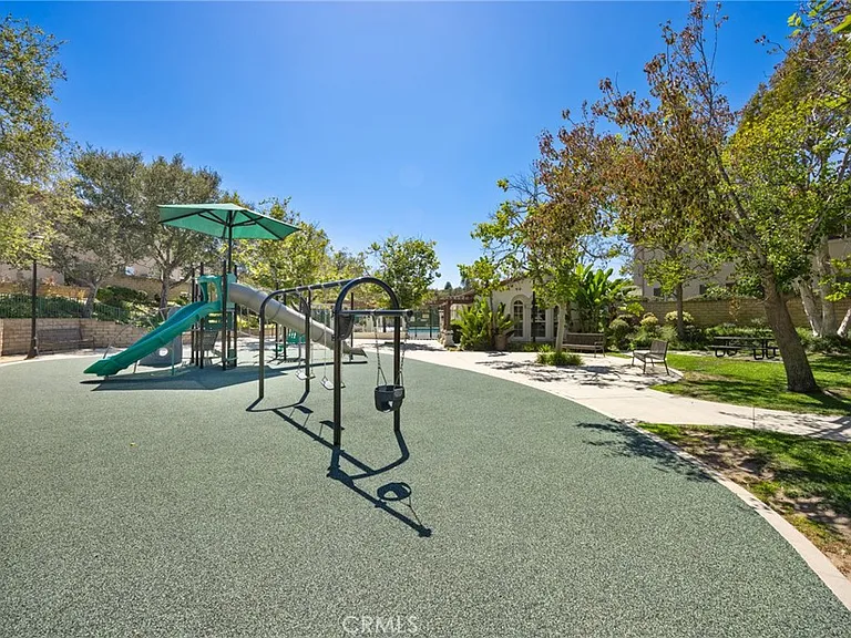 720 Camino Del Sol — Photo 51