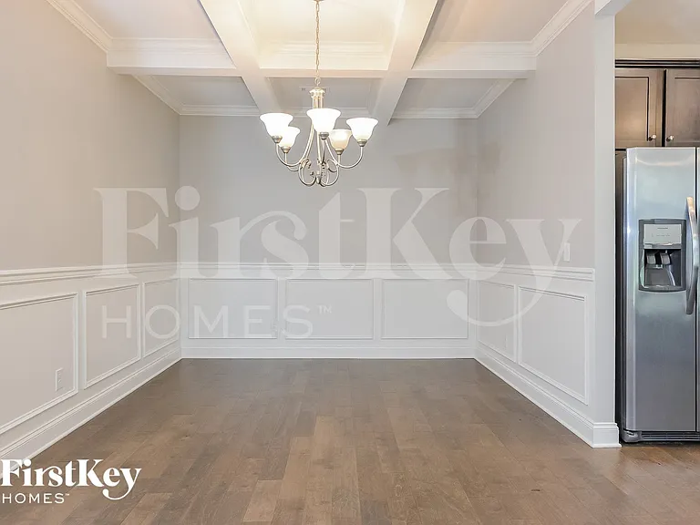 5542 Bridle Way — Photo 5