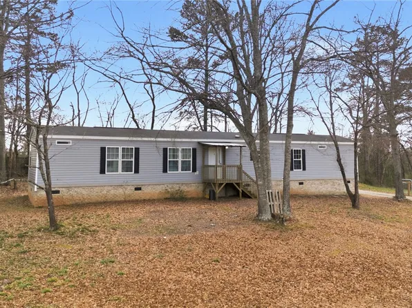 115 Blue Ridge Riding Club Rd, West Union, SC 29696