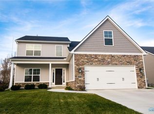 5035 Giverny Rd, Oregon, OH 43616