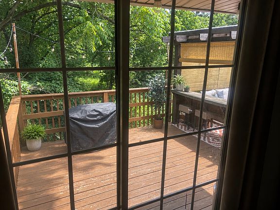 5th image of 624 Palestine Rd
