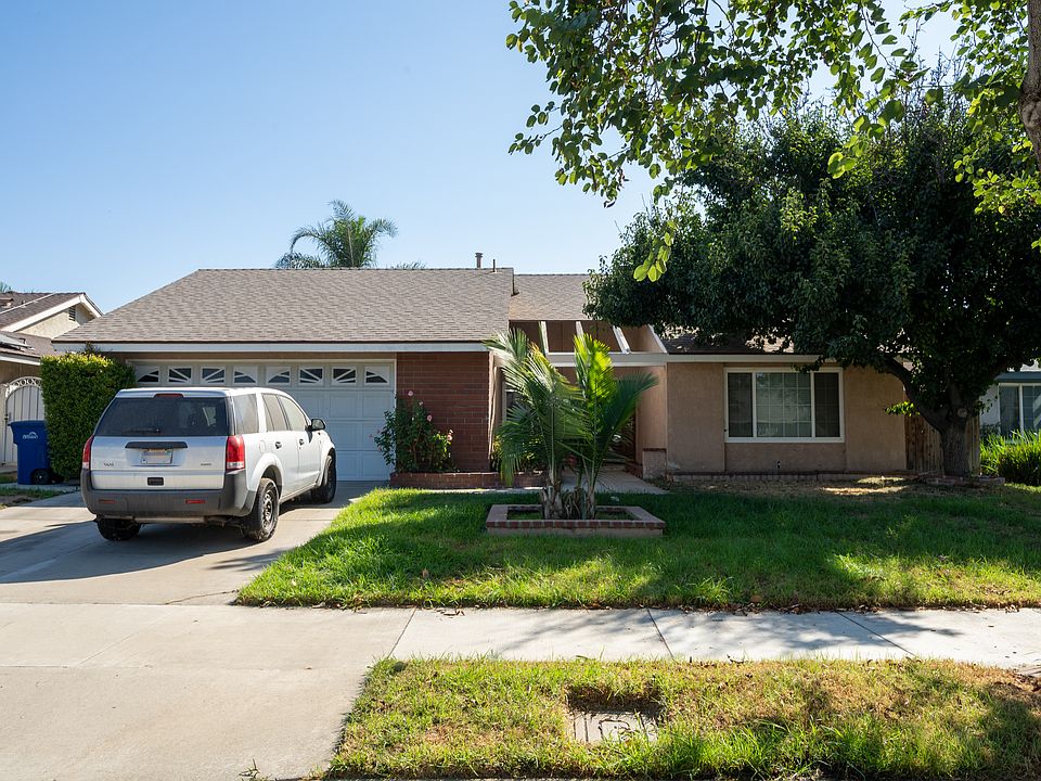 1st image of 2431 S North Shore Pl