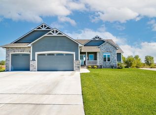2432 S Monument St, Wichita, KS 67235