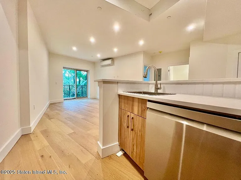 3865 Amboy Rd #3F — Photo 11