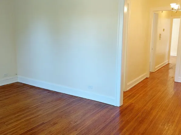 2015 W Argyle St #2, Chicago, IL 60625