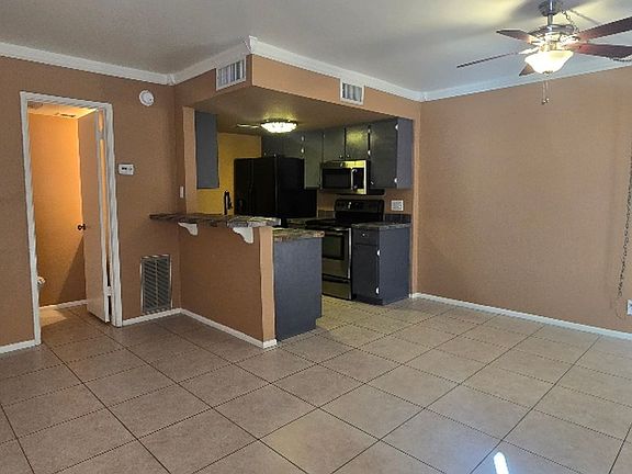 5th image of 17014 E Calle Del Oro APT B