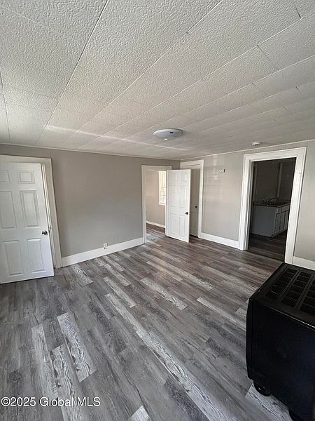 3rd image of 86 Ida Street