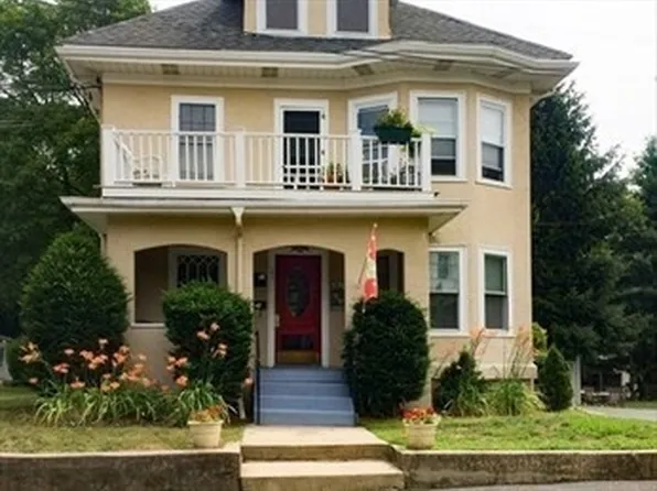 22 Harrington St #2, Newton, MA 02460