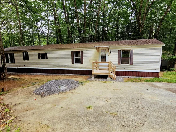 33 Squire Court Court, Winthrop, ME 04364