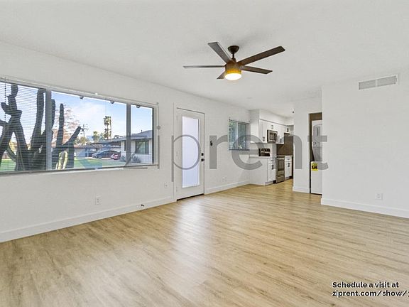 3rd image of 908 E Claremont St #1