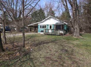 W10936 Lake Point Dr, Lodi, WI 53555