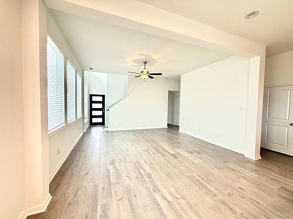 3rd image of 620 Silver Pear Ct