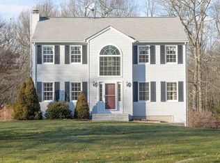 51 Old Farm Rd, Douglas, MA 01516