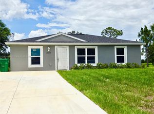 5029 N Dogwood Cir, Labelle, FL 33935