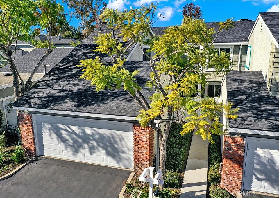 1st image of 25061 Silverleaf Ln