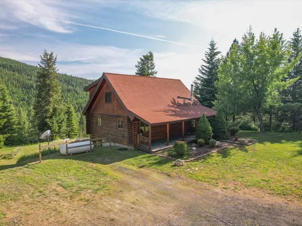 26022 N Day Mount Spokane Rd, Chattaroy, WA 99003