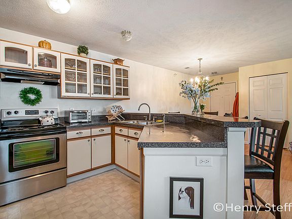 4th image of 8472 N Jasonville Ct SE