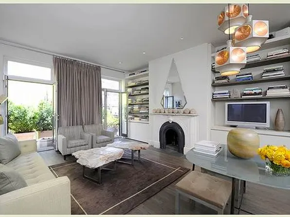 467 West 22nd Street image 1 of 10