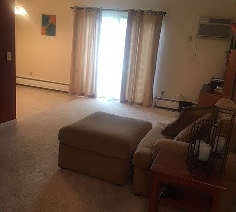 Large living area (12x23)