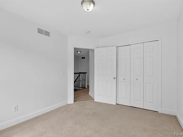 3457 Ashburnam Rd — Photo 29
